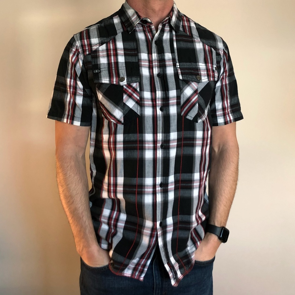 No Fear - Plaid short sleeve shirt